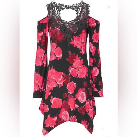 Dress - Picture 7 of 7